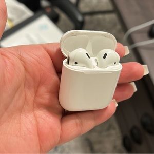 Apple Air Pods Gen 2
